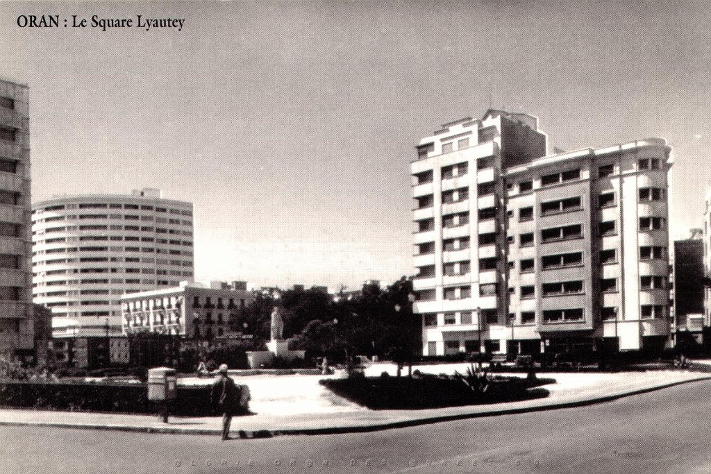 193-Le square Lyautey.JPG